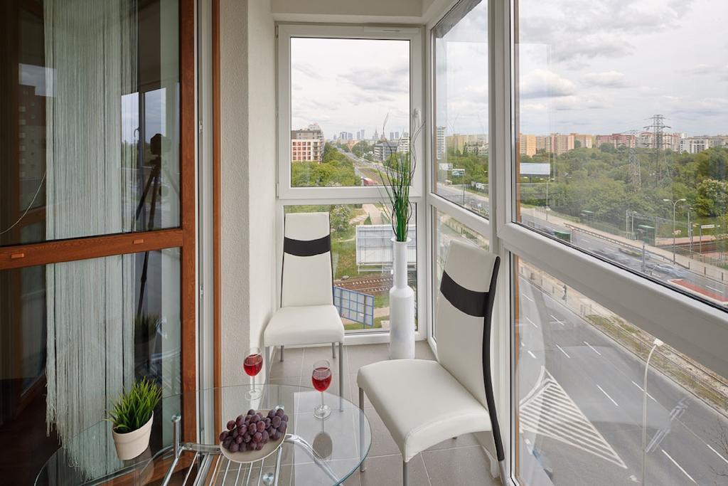City Aparthotel Ochota Warszawa Værelse billede