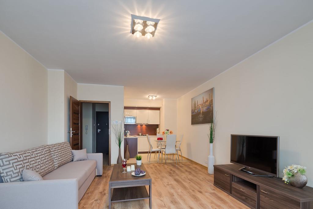 City Aparthotel Ochota Warszawa Værelse billede